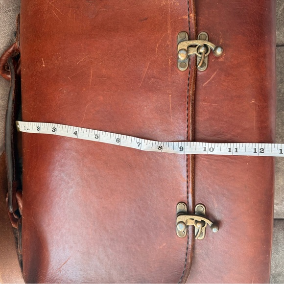 Classic Brown Leather Men's Bag - Picture 14 of 15